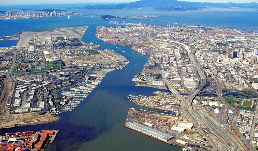 美国海运雪上加霜!奥克兰港罢工！