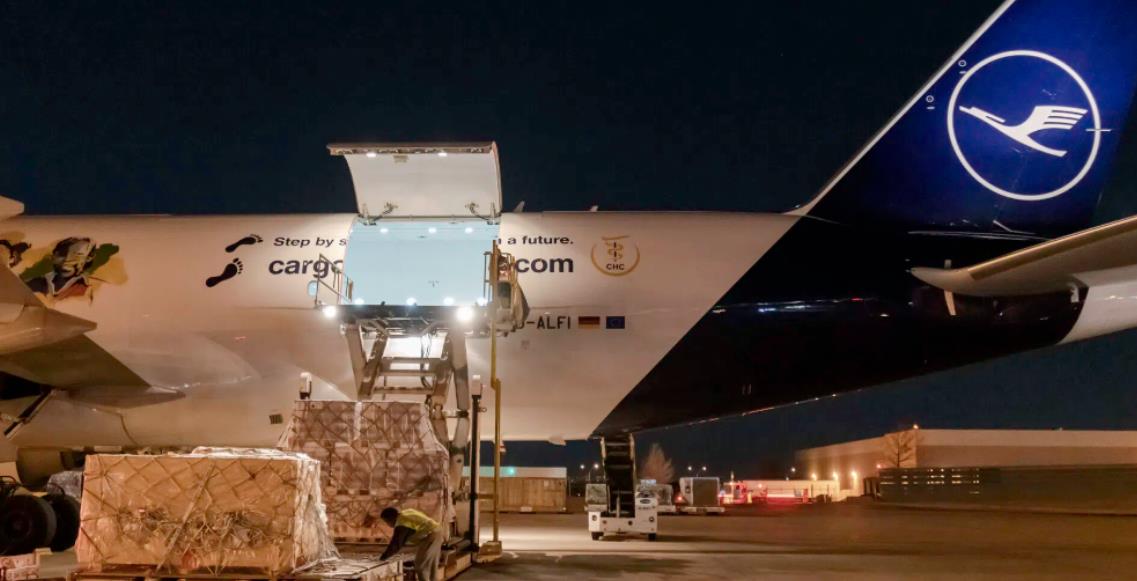 德国空运汉莎航空地勤人员罢工,取消上千航班！