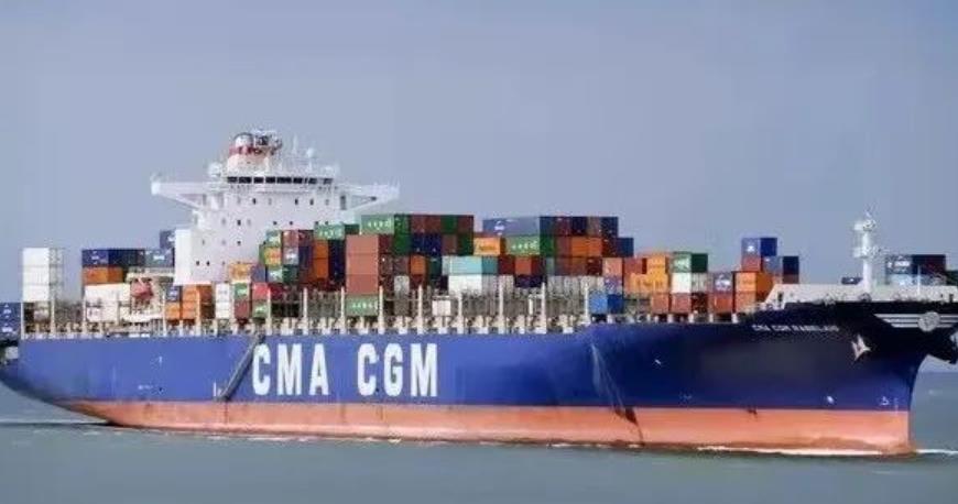 CMA集装箱船发生爆炸起火,曾挂靠上海/宁波/南沙/青岛